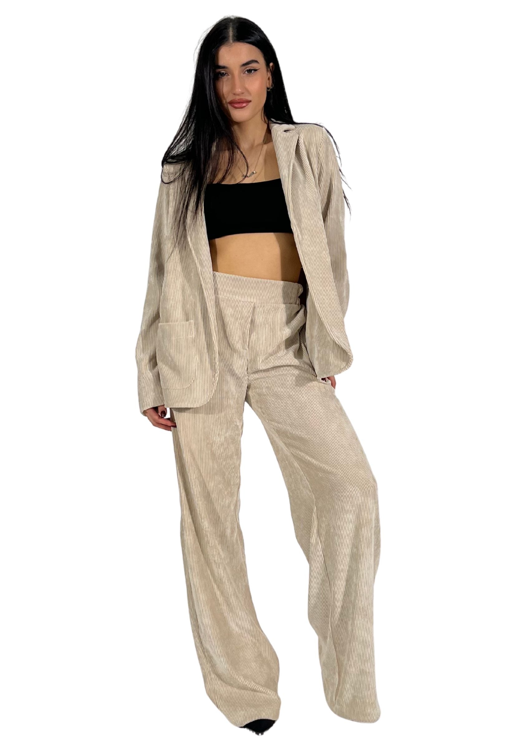 OUTFIT "Pantalone  + Giacca Rosella "