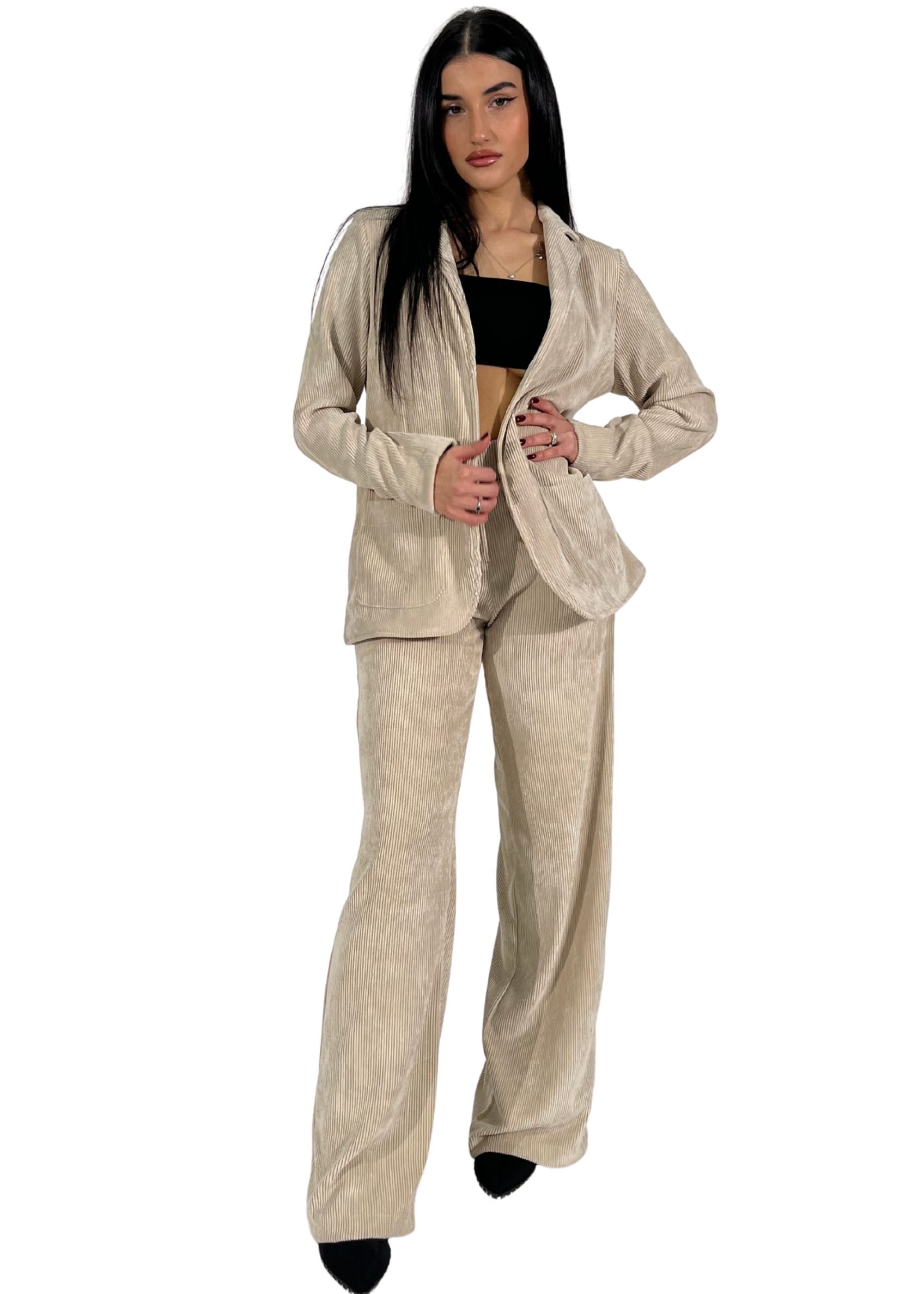 OUTFIT "Pantalone  + Giacca Rosella "